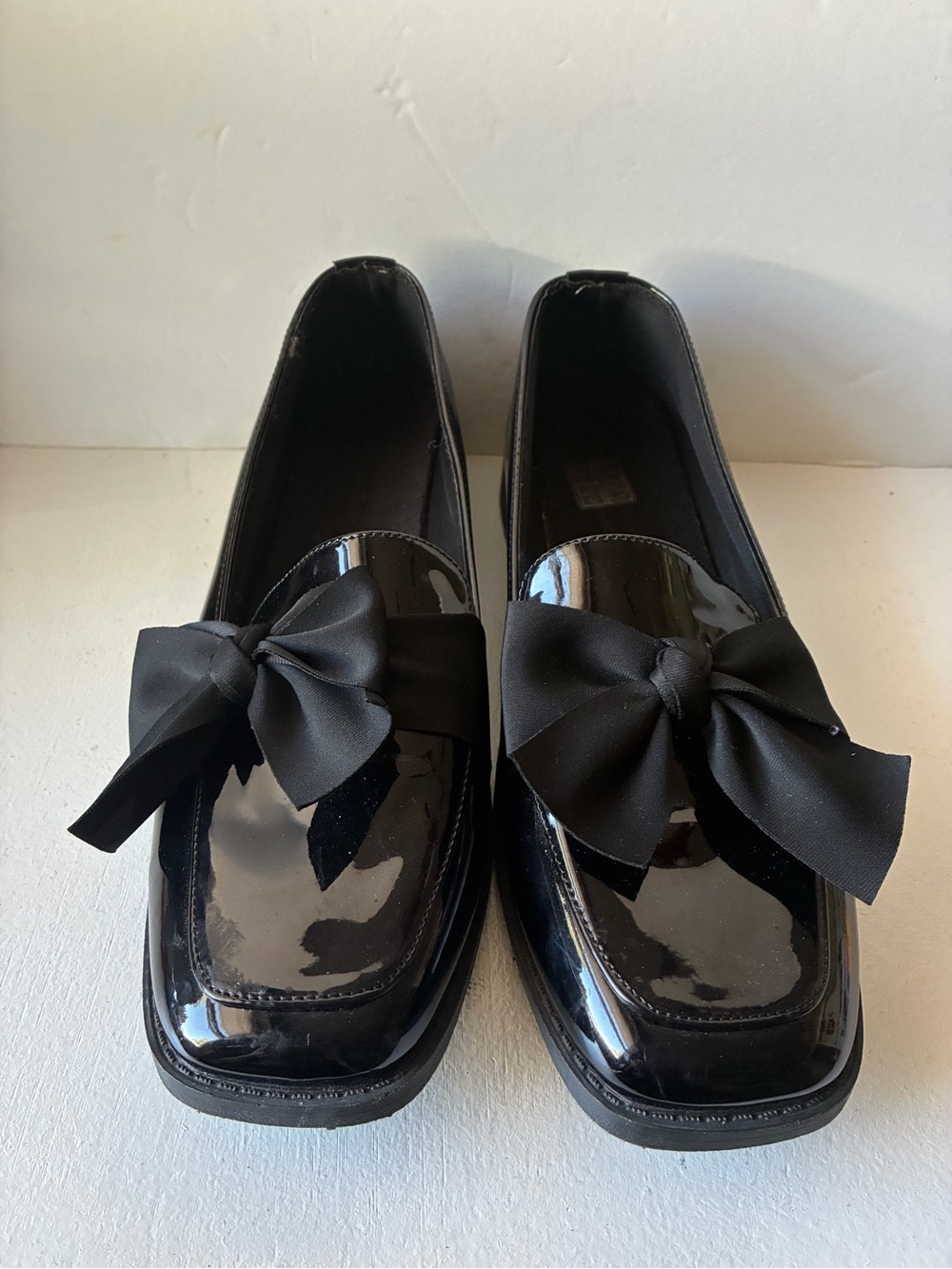 Women's Black Patent Bow Loafers - Elegant Slip-On Flats